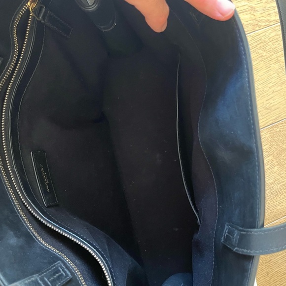 YSL Large Manhattan Tote - Picture 7 of 12